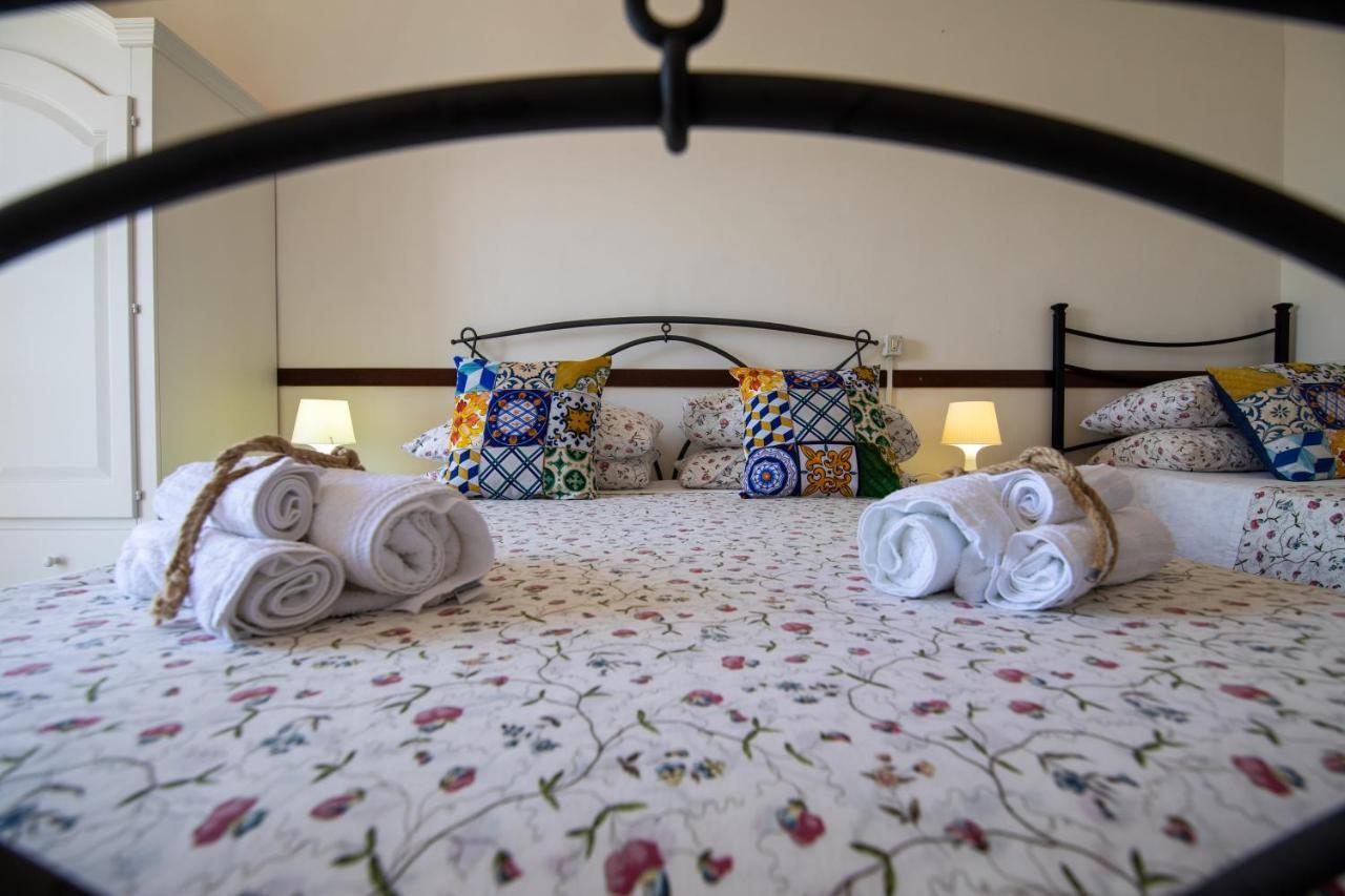 Madonna Della Scala Bed and Breakfast Castellabate Eksteriør billede