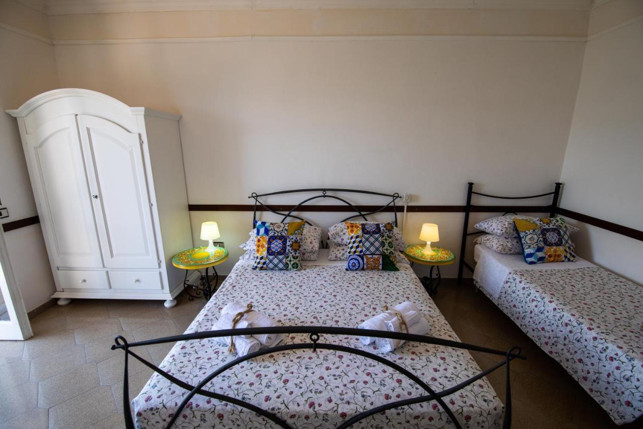 Madonna Della Scala Bed and Breakfast Castellabate Eksteriør billede
