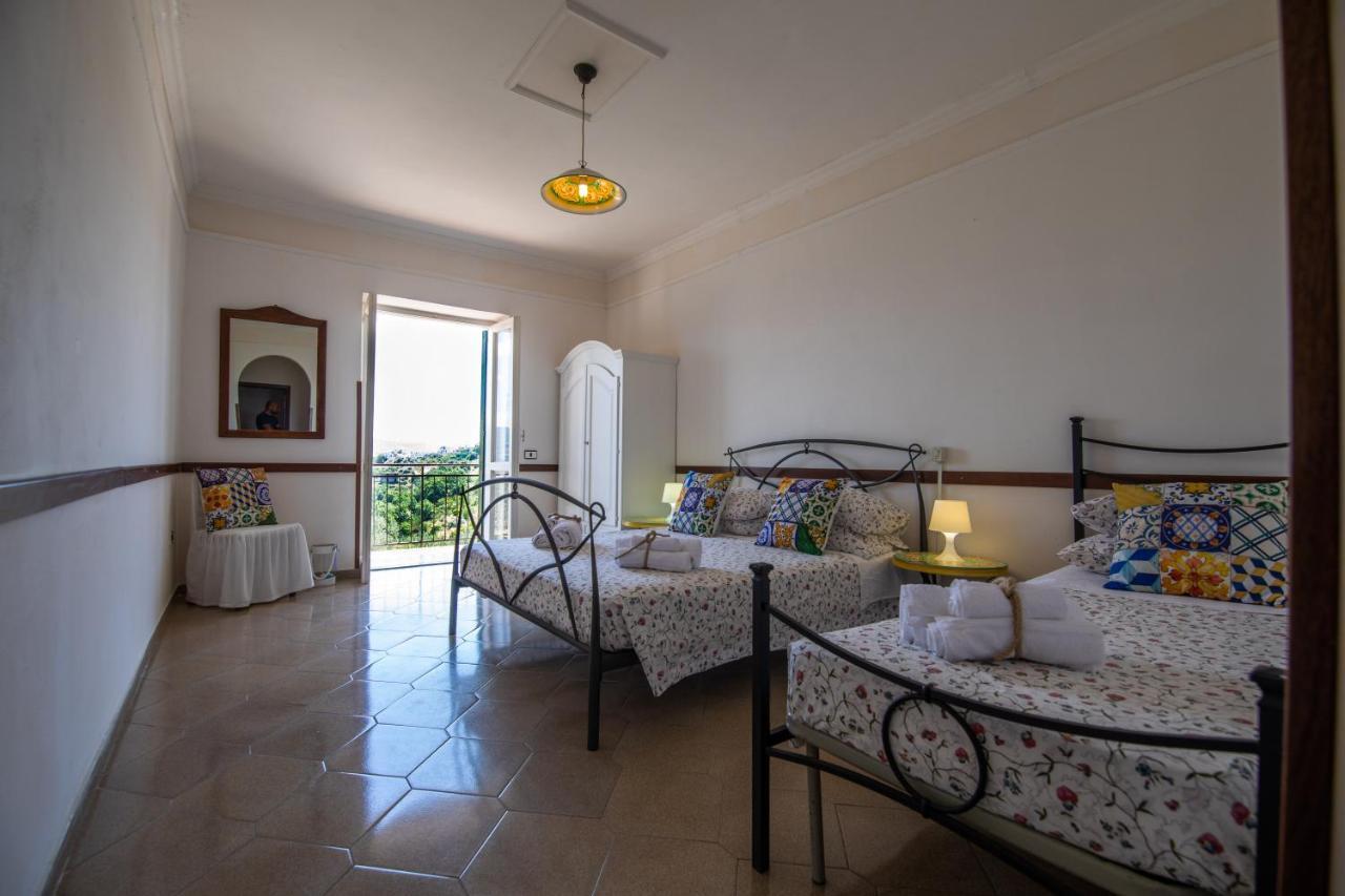 Madonna Della Scala Bed and Breakfast Castellabate Eksteriør billede