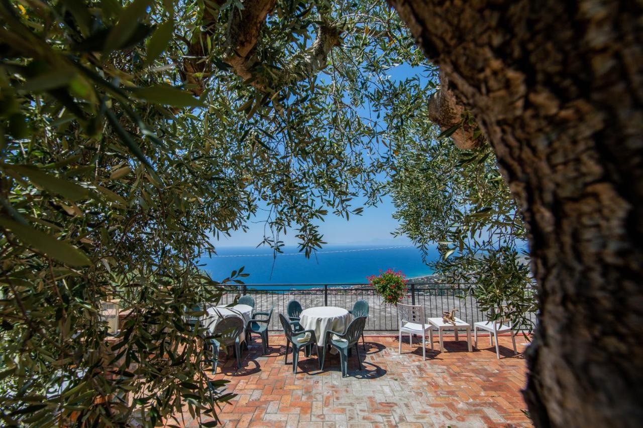 Madonna Della Scala Bed and Breakfast Castellabate Eksteriør billede